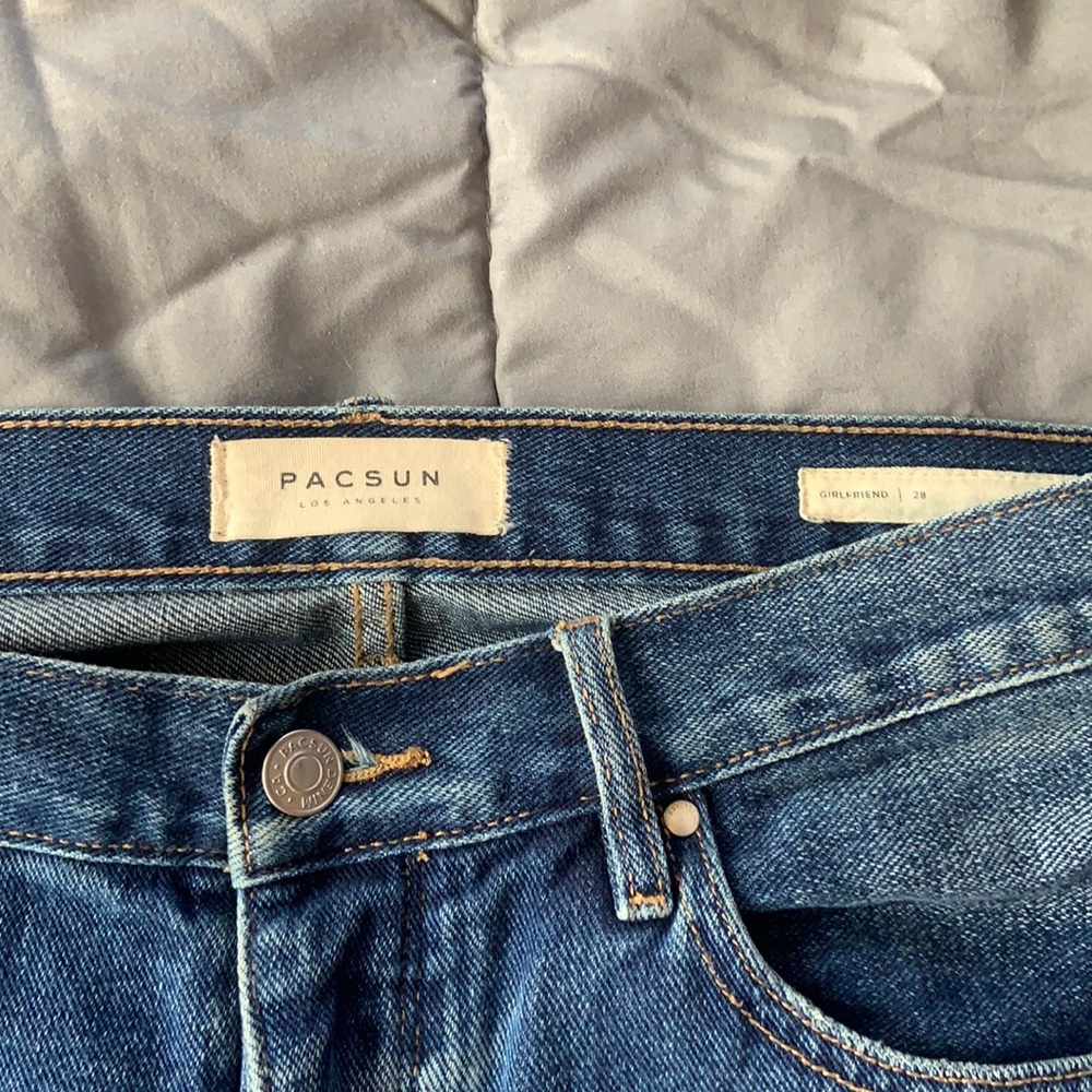 Girlfriend jeans